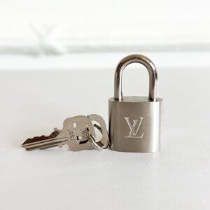 Louis Vuitton Brushed Silver Padlock 308